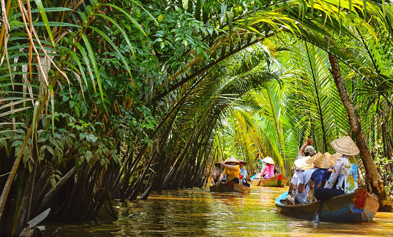 Mỹ Tho - một điểm đến trong chuyến du lịch Miền Tây của KTS Tours tại Tiền Giang sẽ khiến bạn say đắm với những cảnh đẹp thiên nhiên tuyệt vời, với nhiều thông tin về văn hoá độc đáo của người dân nơi đây.